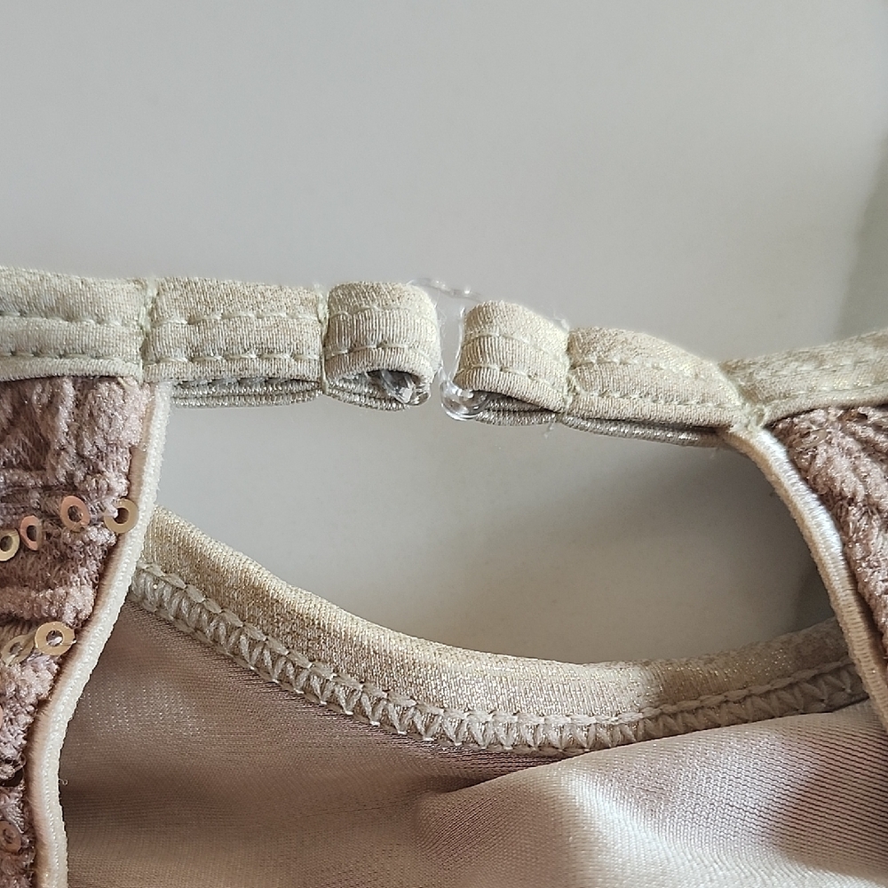 Revolution Beige And Gold Dancewear - Child Large - Picture 13 of 13